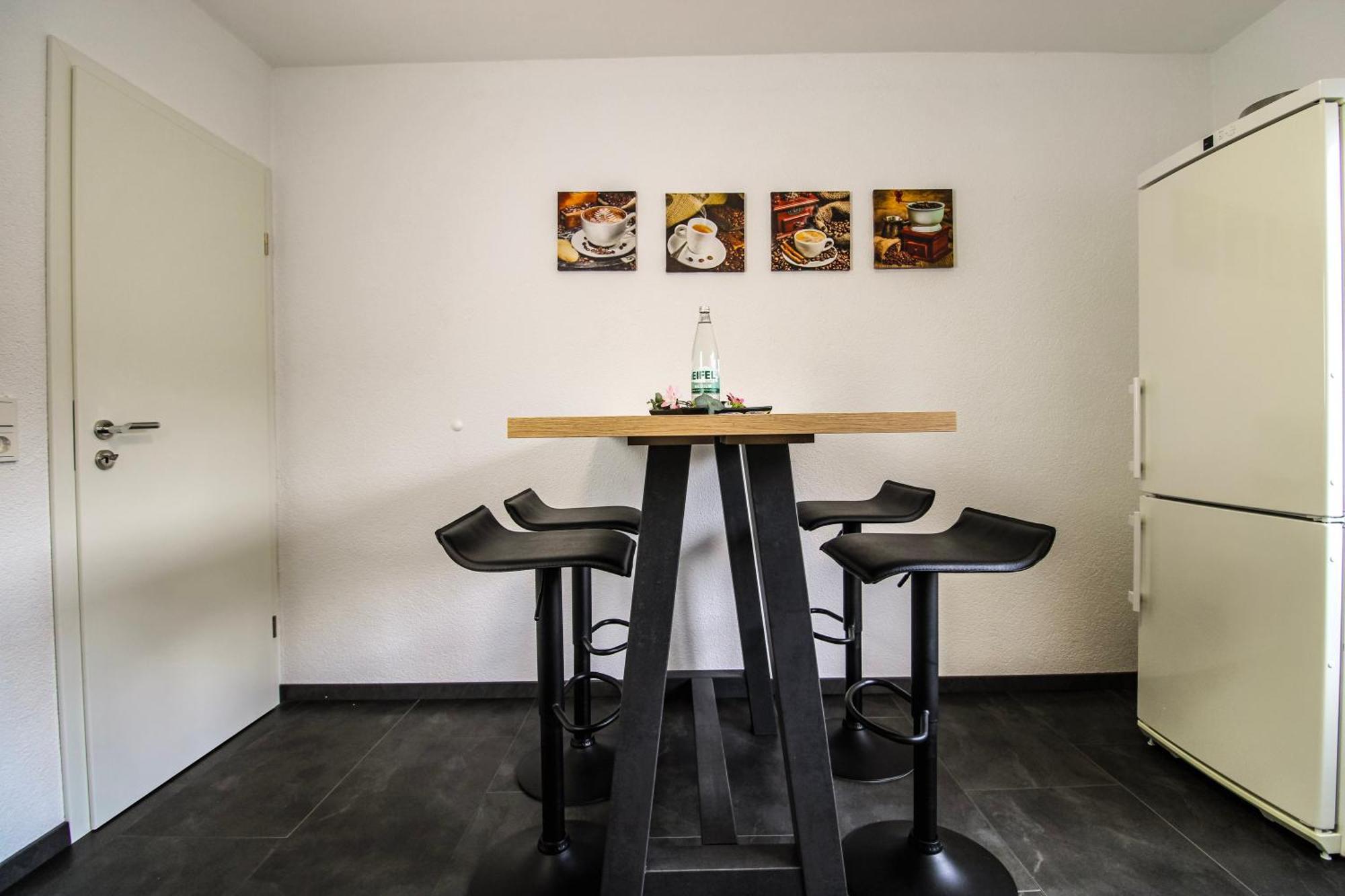 Chill Out Area, Grandiose Aussicht, Haengematte, Smart Tv, Netflix Apartment Zell an der Mosel Exterior photo